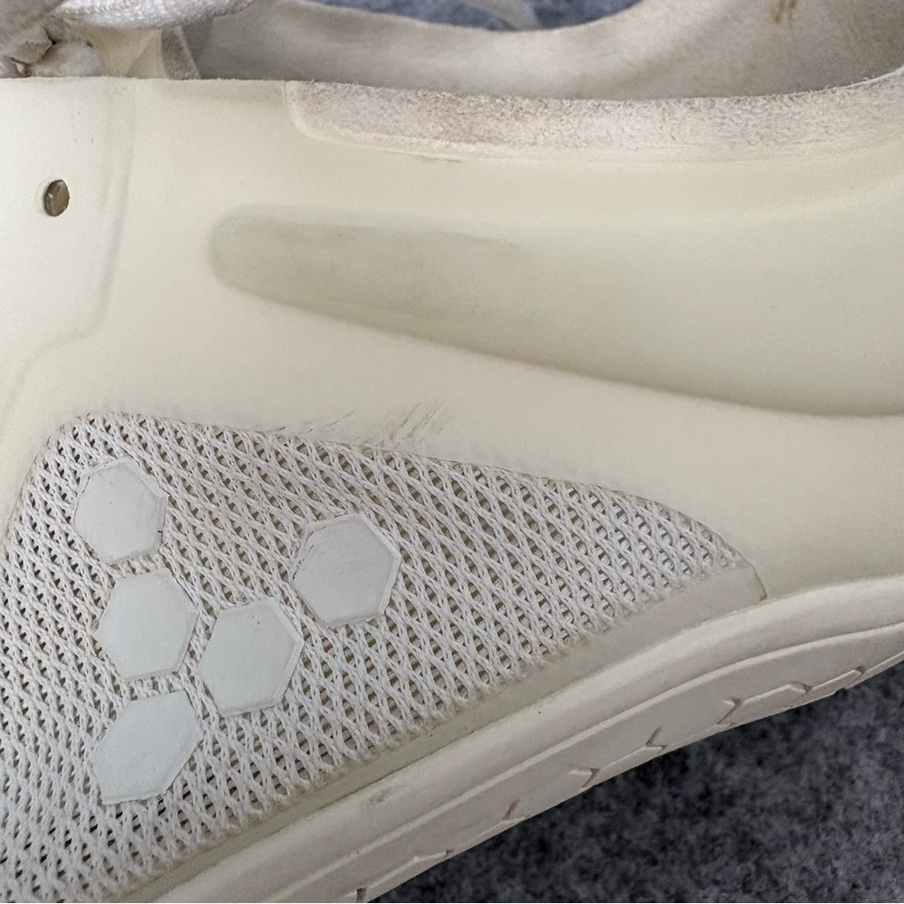 Vivobarefoot Men's Primus Lite III size EU 45 US 12  white - Picture 15 of 15
